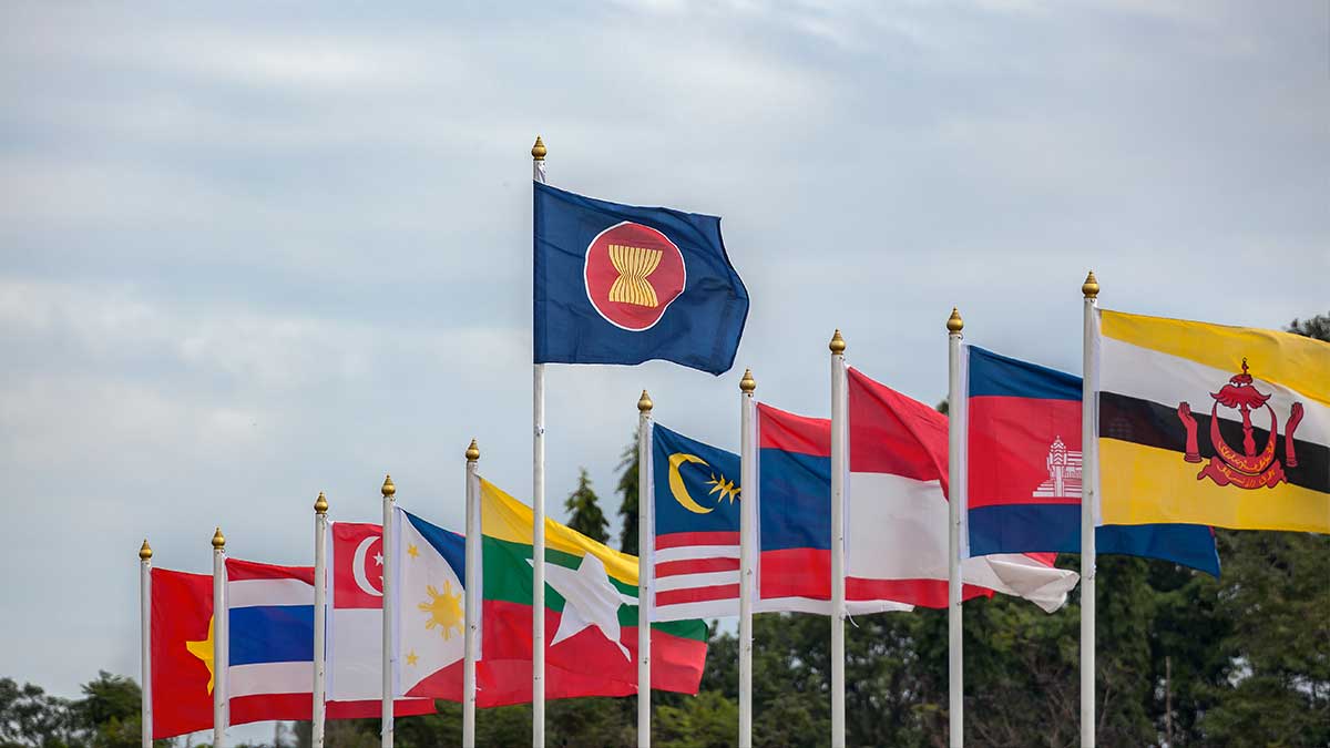 International community waiting to see tangible outcome from Saturday's ASEAN meet