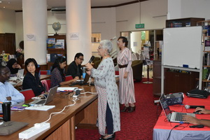 Dr. Maya Khemlani David (standing, left) and Dr. Kuang Ching Hei (standing, right) introducing themselves to the participants.